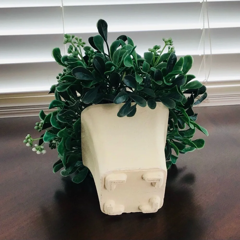 Artificial Boxwood Topiary in Green